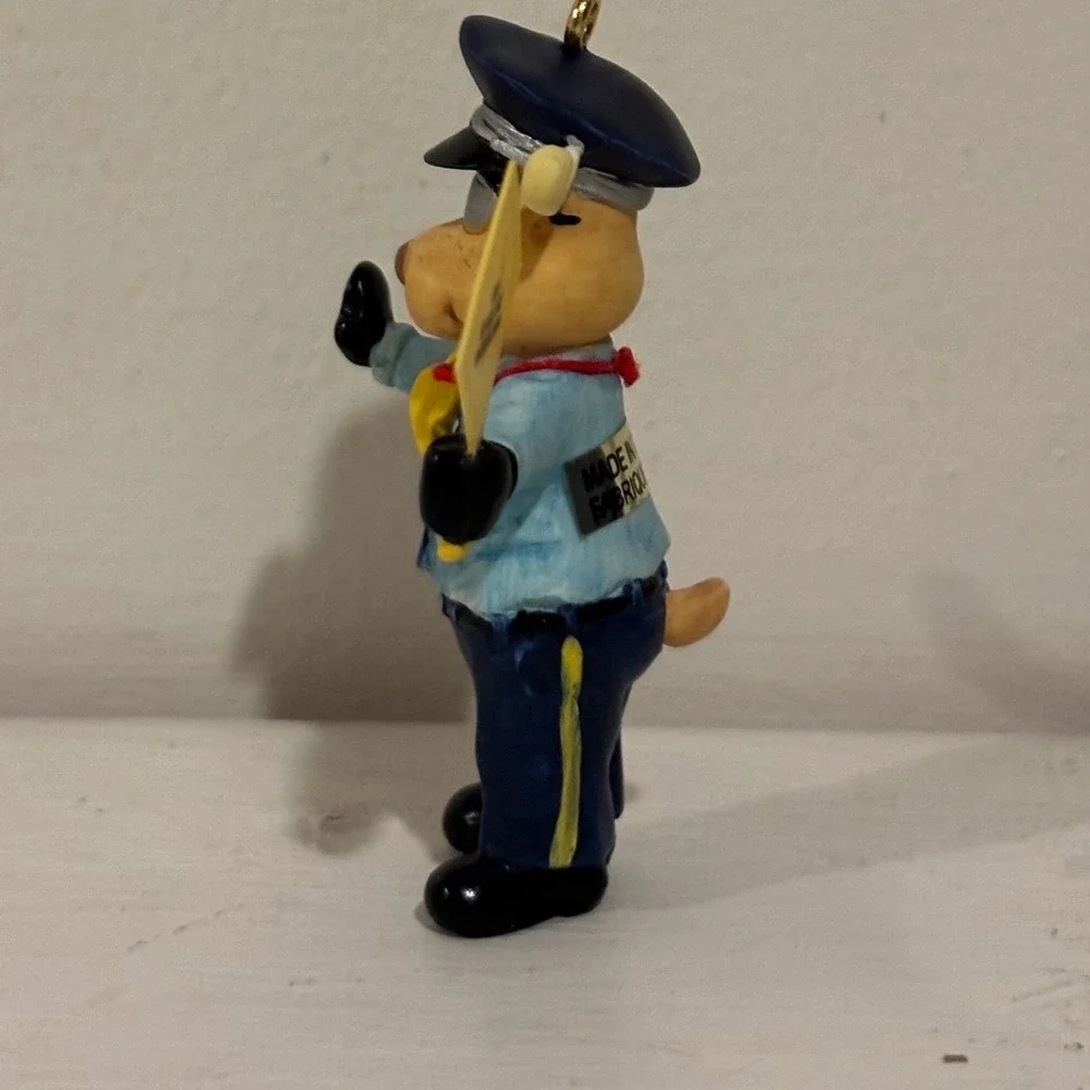 Carlton Cards Stop for‎ Christmas Moose Crossing Guard Ornament CXOR-171E New